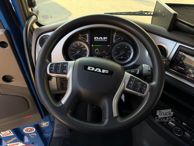 Standartinis vilkikas DAF XF 530 SuperSpaceCab 6x2 Retarder Lenk/Lift