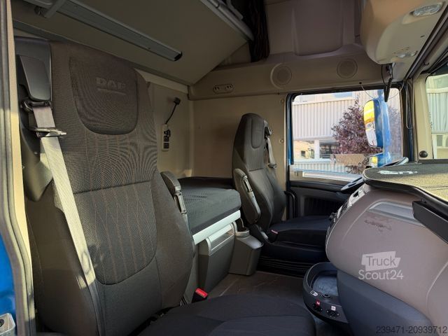 Standartinis vilkikas DAF XF 530 SuperSpaceCab 6x2 Retarder Lenk/Lift