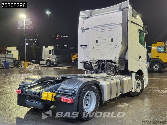 Standaard trekker Mercedes Actros 1851 4X2 NEW! BigSpace Retarder 2xTanks ...