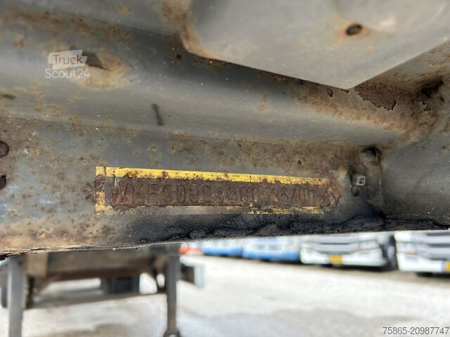 Schuifzeilen Krone Profi Liner / Curtainside / Lift + Steer axle /...