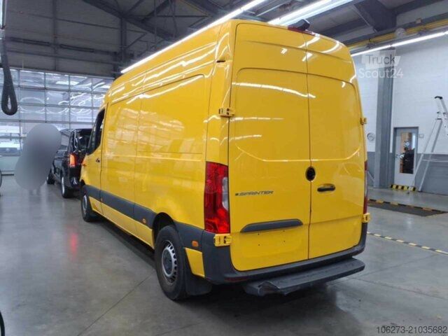 Bestelwagen met verhoogd dak Mercedes-Benz eSprinter 312 Kasten FWD,Klima,Post Tür