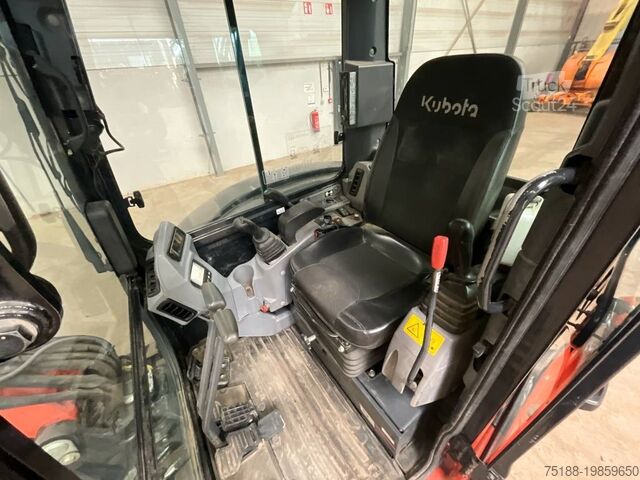 Minibagger Kubota KX 042-4