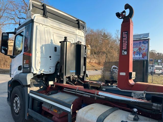 Tovornjak s kavljem za kontejnerje MERCEDES-BENZ Antos 2643 6x2 Abrollkipper AHK