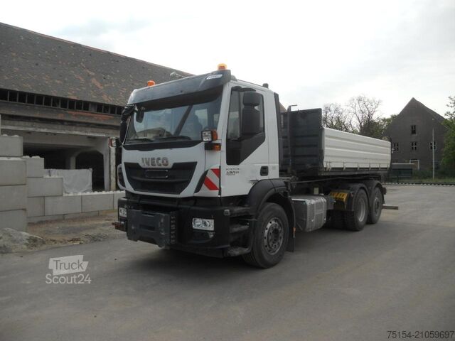 Özel amaçlı kamyon Iveco Magirus + Anhänger + Schiebenschild + Salzstreuer