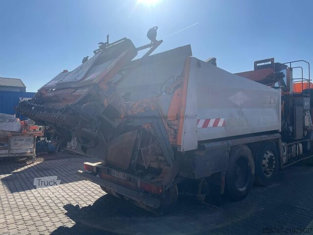 Asfaltmachine Renault Premium 370 Dci