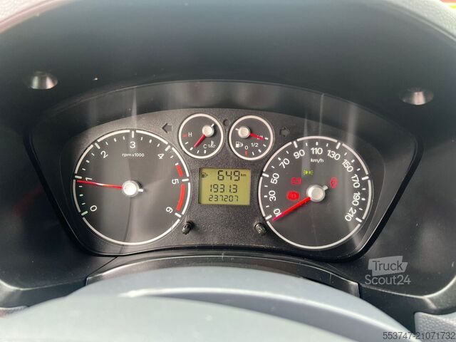 Samochód dostawczy Ford Tourneo Connect