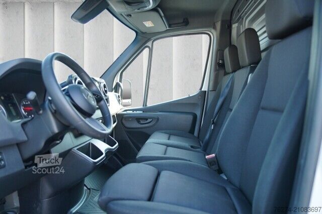 Dodávka s vysokou střechou Mercedes-Benz Sprinter 317 CDI Hochdach L2H2 MBUX Klima Totwin