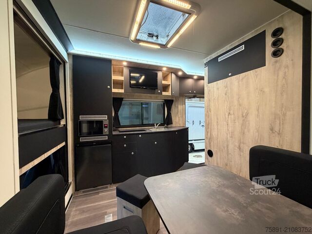 Livestock transporter, horse transporter Mercedes-Benz Fuso Pferdetransporter POP-Out 3 Stellplätze