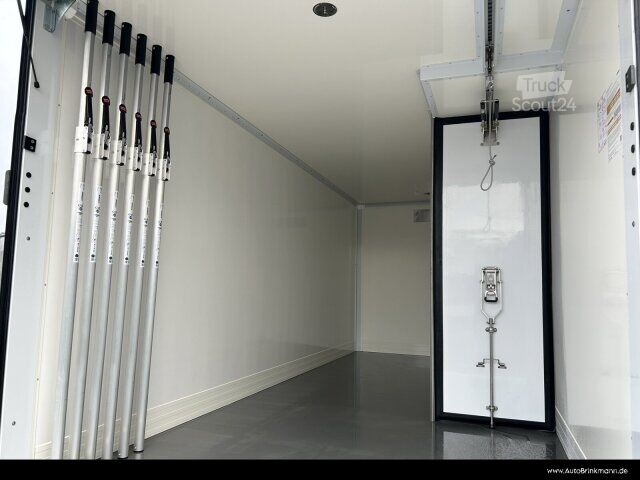 LKW mit Kofferaufbau Mercedes-Benz Atego 816 L GfK-Sandwich-Kofferaufbau