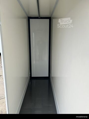 LKW mit Kofferaufbau Mercedes-Benz Atego 816 L GfK-Sandwich-Kofferaufbau