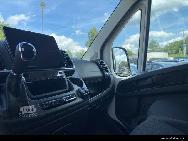 Bestelwagen Opel Movano Cargo 2.2 L3H2 Automatik