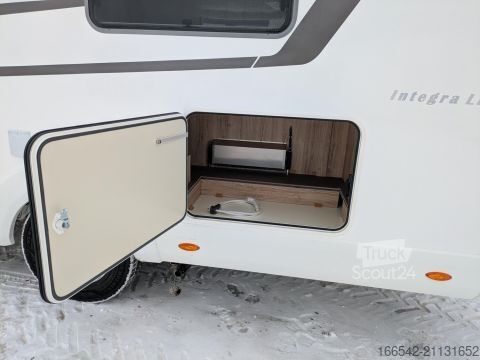 Autocaravana integral Eura Mobil Integra Line 730 EF 160PS/Autom/Backofen/SAT/TV/Fahrradträger