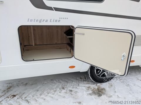Autocaravana integral Eura Mobil Integra Line 730 EF 160PS/Autom/Backofen/SAT/TV/Fahrradträger