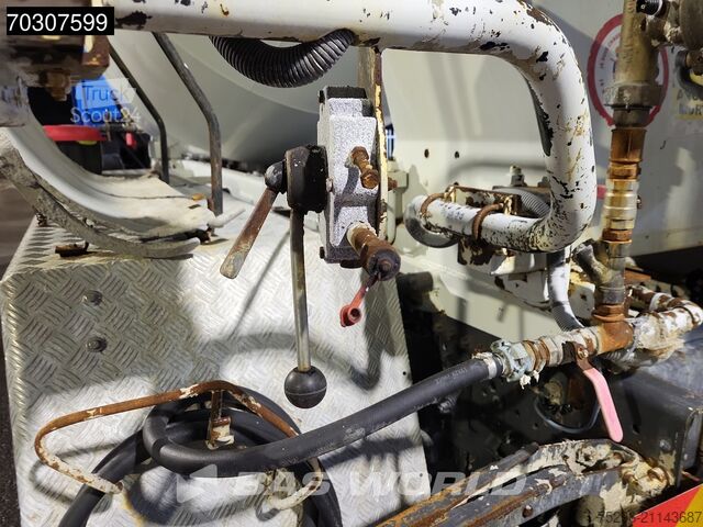 Mixer Mercedes Arocs 3240 8X4 9m3 Stetter Mixer Full Steel Euro 6