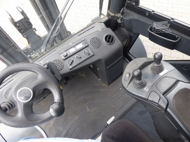 Empilhadeira frontal Linde H50D-02