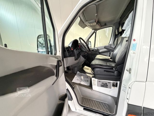 Furgoneta de caja alta VOLKSWAGEN Crafter Kasten 50 MAXI HOCH&LANG L3H3*AHK 3500KG