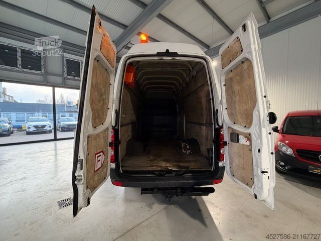 Furgoneta de caja alta VOLKSWAGEN Crafter Kasten 50 MAXI HOCH&LANG L3H3*FEN