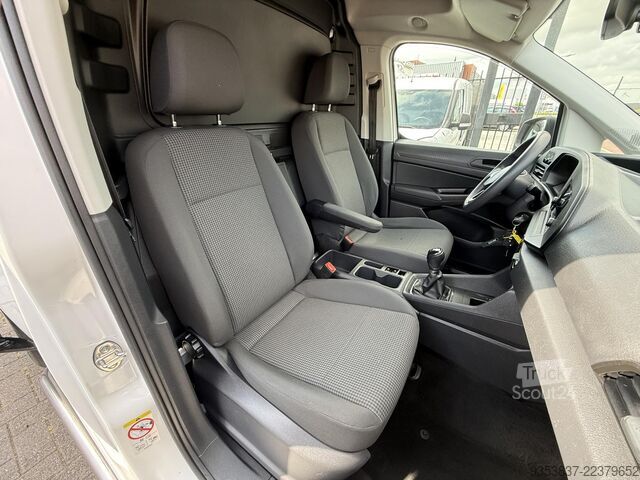  Volkswagen Caddy Cargo 2.0 TDI Comfort Camera, PDC, Armste...