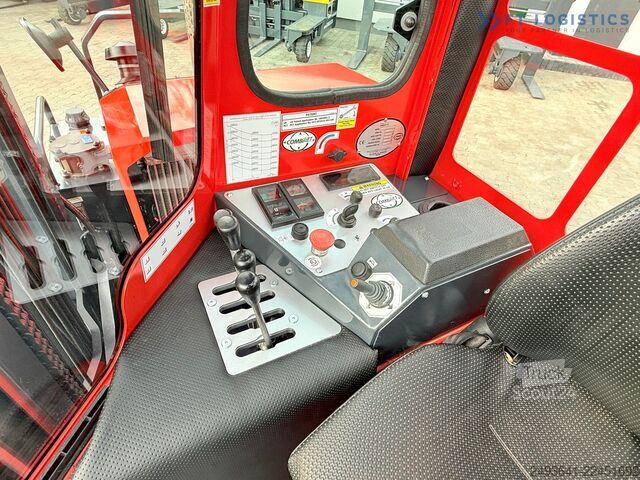 Empilhador de 4 vias Combilift C4000 / TRIPLEX / 9300MM / GAS / TOP1