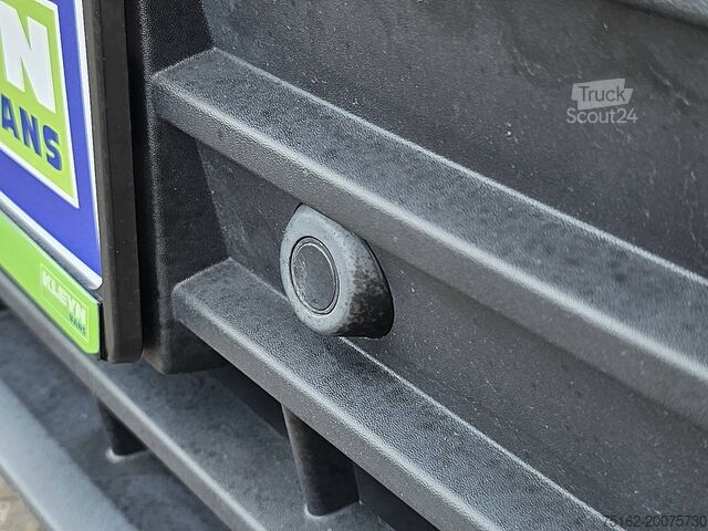 Magastetős kombi VOLKSWAGEN CRAFTER 35 2.0 L2H2 177Pk LED Euro6