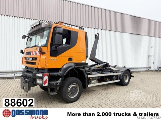 Kanca kasalı yük kamyonu (roll-off) Iveco Trakker AT190T33W/P 4x4, Winterdienstausstattung