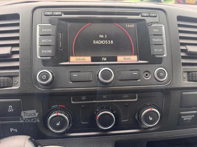 Fourgon tôlé Volkswagen Transporter 2.0 TDI L2H3