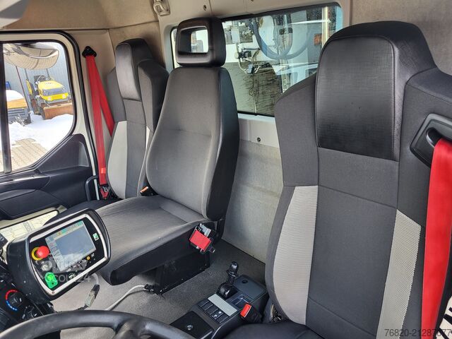 Autospecială de gunoi Renault D Wide 19