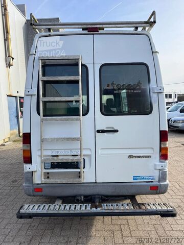 Bestelwagen Mercedes-Benz Sprinter 311 **BELGIAN VAN -AIRCO**