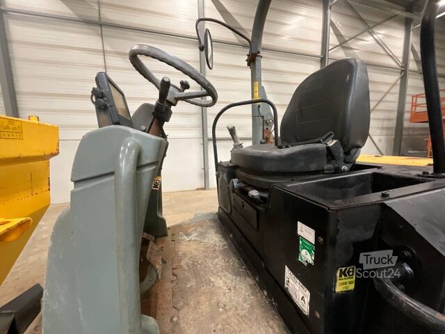 Véhicule à benne Neuson DW 60