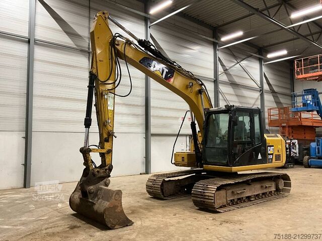 Excavadora sobre orugas CAT 313 F LGC