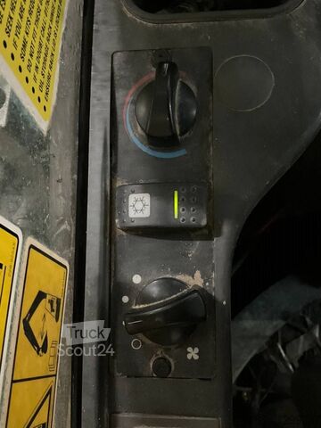 Excavadora sobre orugas CAT 313 F LGC