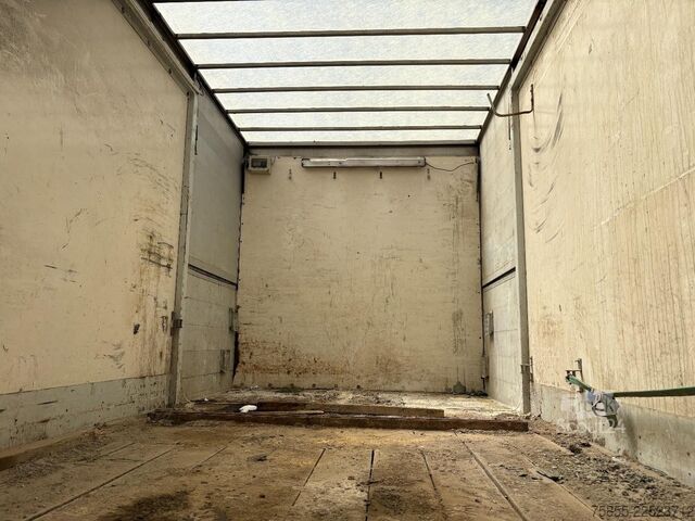 Mala MAN TGS 18.400 4X4 Off-Road / Closed Box / 285.000 ...