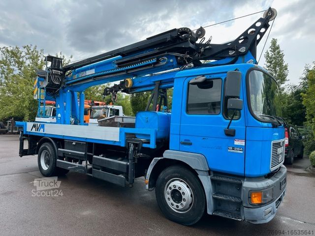 Truck mounted crane MAN 18.260 4x2 Montagekran 35m SEILWINDE