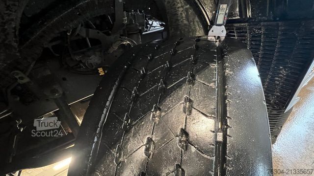 Standardowy ciągnik siodłowy DAF XG 480 FT