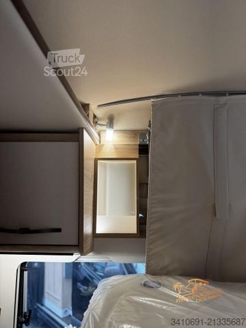 Halvintegreret autocamper EURAMOBIL Profila RS 720 EF Dachlüfter RFK Sun Roof