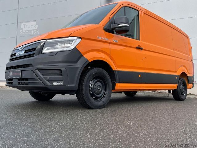 Panel van MAN TGE 3.180 L3H2 Kasten 4x4 STANDHZ ACC LENKRADHZ