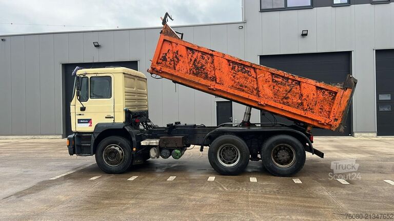 3-sidig tipp MAN 26.284 (6 CYLINDER / STEEL SUSP. / LAMES / BIG ...