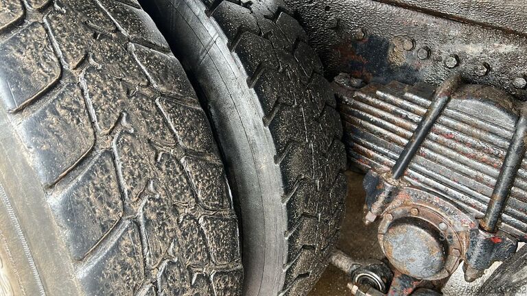 3-sidig tipp MAN 26.284 (6 CYLINDER / STEEL SUSP. / LAMES / BIG ...