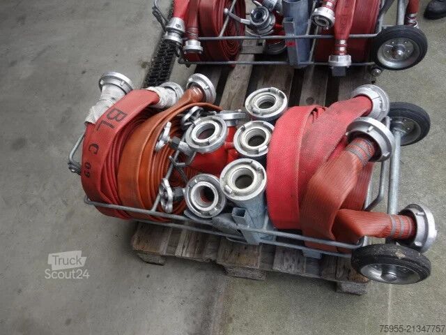 Brandweerwagen Mercedes-Benz 80euro fire hose