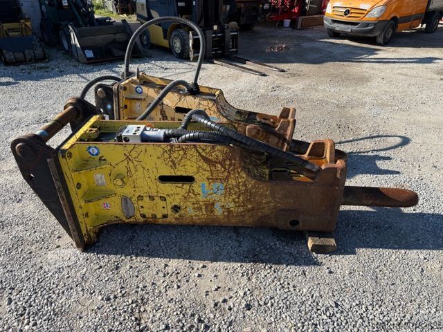 Vikšrinis ekskavatorius SOOSAN SB70TS-P 1500kg