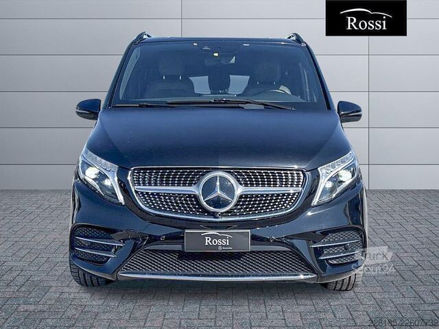 Autobus multifunzione Mercedes-Benz Classe V - W447 2019 Extralong - V Extralong 300 d Sport aut
