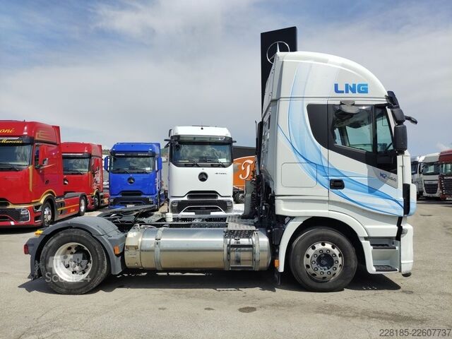 Véhicule tracteur IVECO MAGIRUS XP - XP 460 LNG