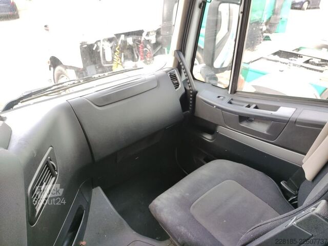 Véhicule tracteur IVECO MAGIRUS XP - XP 460 LNG