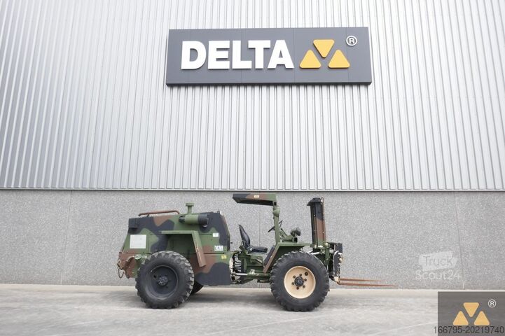 Carrello elevatore per terreni accidentati Case M4K Ex-army