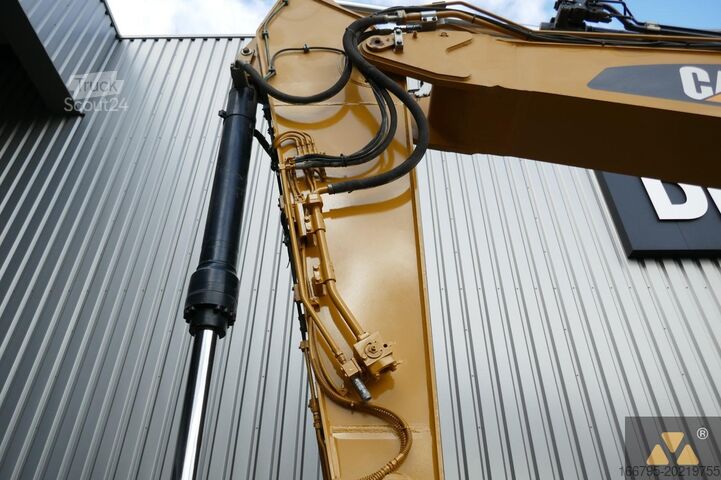 Rupsgraafmachine Caterpillar 330FL