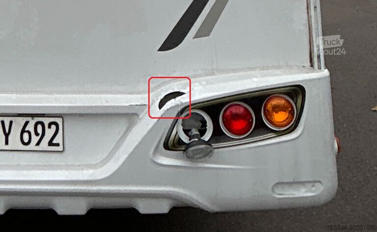 Ημι-ενσωματωμένο αυτοκινούμενο τροχόσπιτο Fiat Ducato Carasuite 650 MF | Teilintegriert | Voll ausgestattet