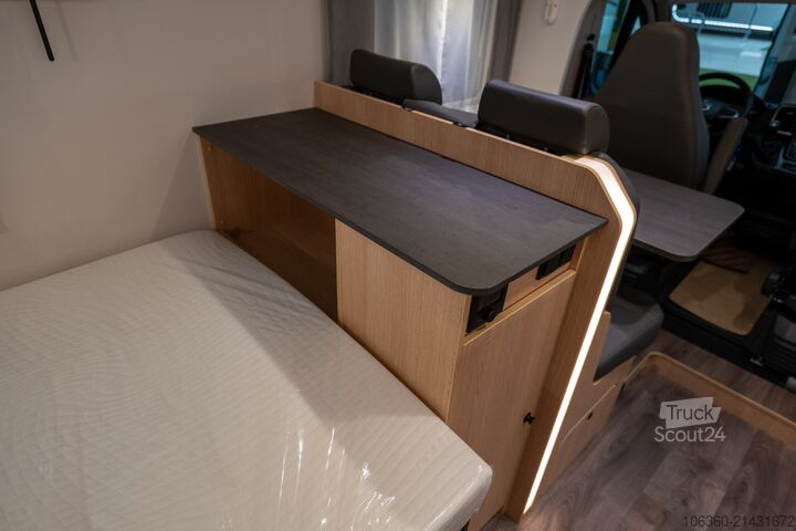 SUNLIGHT T 58 ADVENTURE pusiau integruotas naujas SUNLIGHT T 58 Adventure