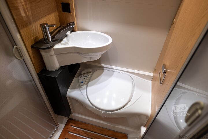 SUNLIGHT T 58 ADVENTURE pusiau integruotas naujas SUNLIGHT T 58 Adventure