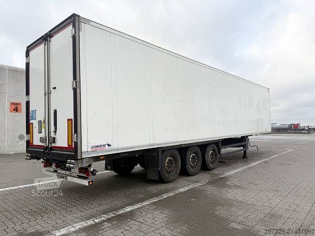 Gekoeld/bevroren transport Schmitz Refrigerated trailer / Kühlauflieger / Køletrailer