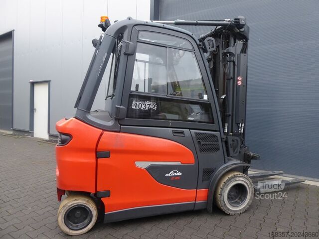 Frontgaffeltruck Linde E35HL-01